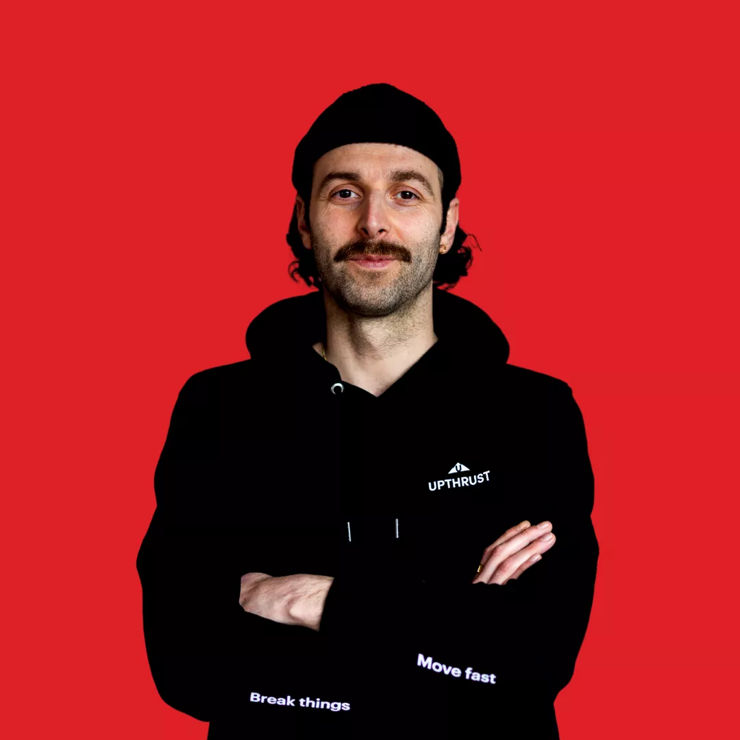 ut-de-headshots-riccardo-2